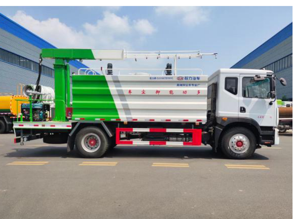 天青色等煙雨而我卻在等你，我在程力等你來看多功能抑塵車