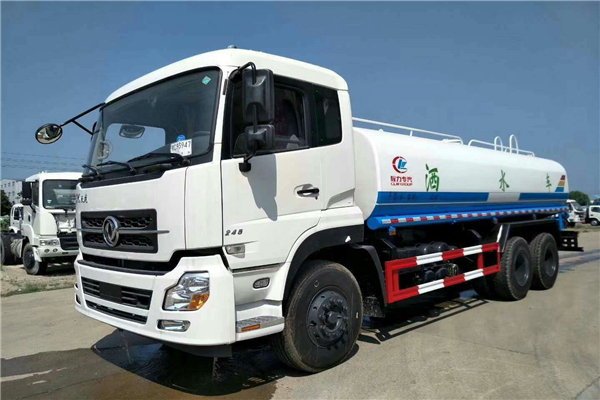 程力灑水車的五大優(yōu)點(diǎn)造就專用車市場第一品牌
