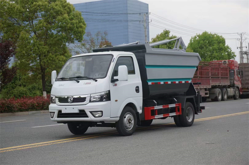 藍(lán)牌東風(fēng)途逸自裝卸式垃圾車