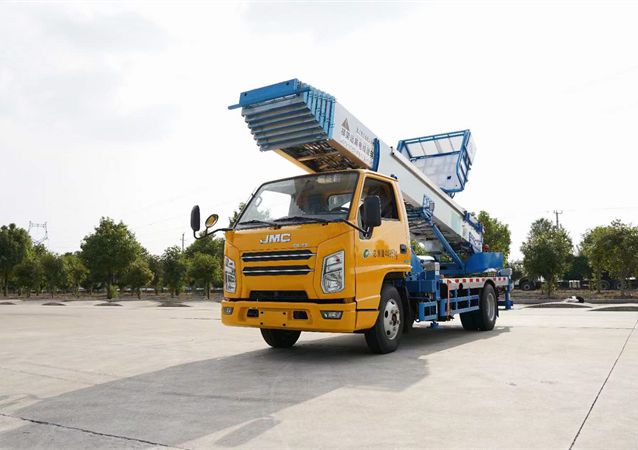 江鈴36米云梯搬家車(chē)