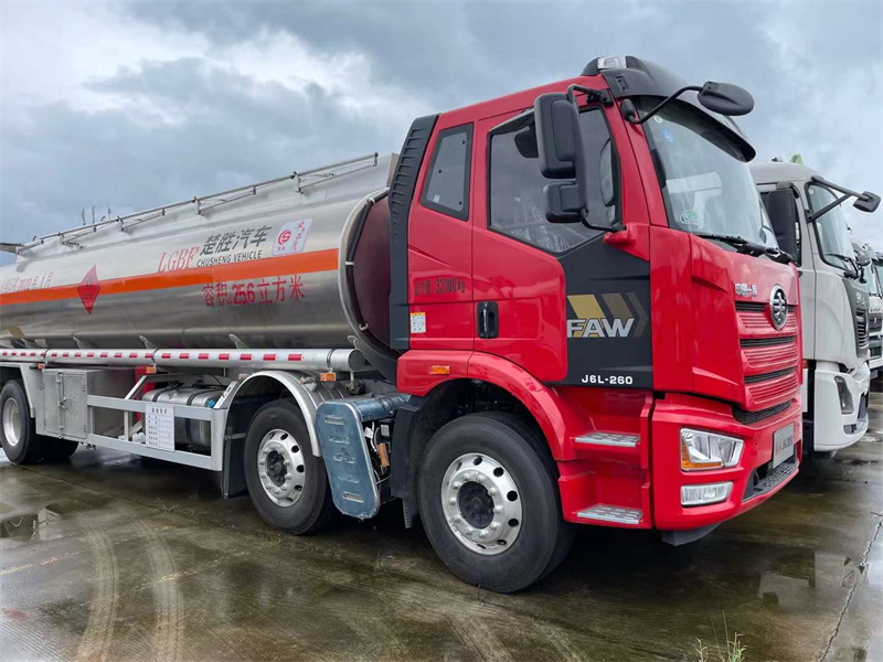 廣東茂名前四后八鋁合金運油車大量現(xiàn)車等您來提！