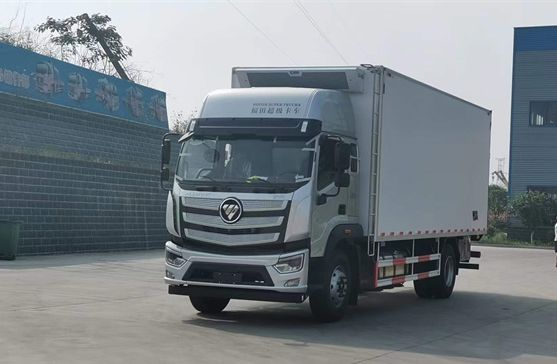 國(guó)六福田歐馬可6.6米冷藏車