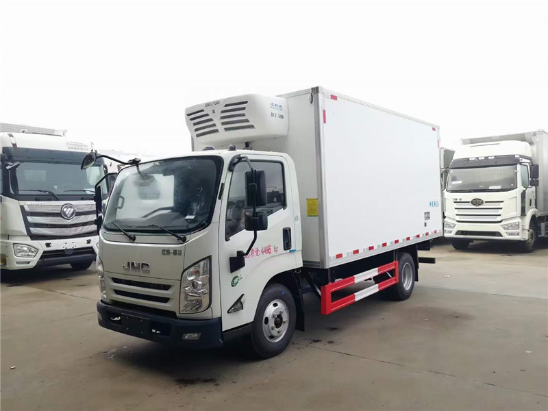 國(guó)六藍(lán)牌江鈴凱運(yùn)4.2米冷藏車